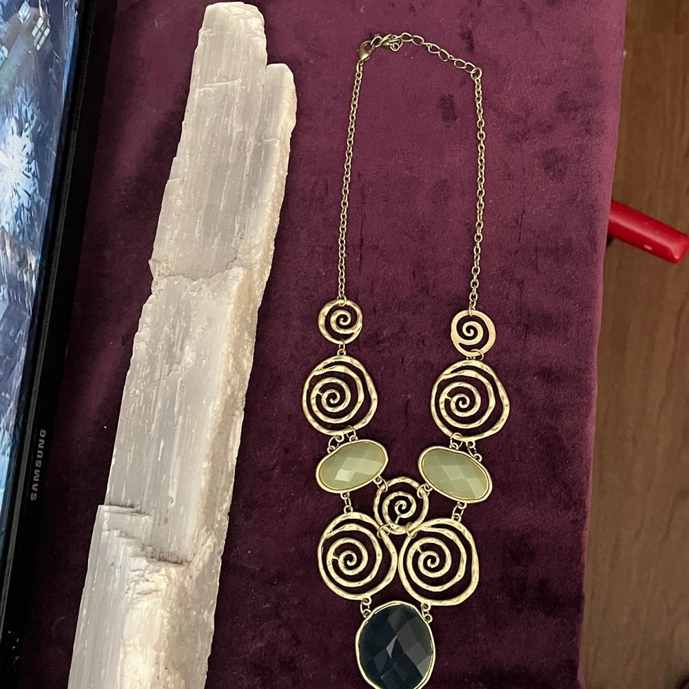 TWO Vintage EUC Necklaces One Gold Spiral and One Green Stones